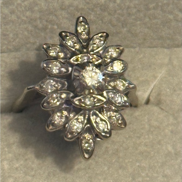 Beautiful vintage cluster cocktail ring 14 karat white gold, 1/2 k total diamond - Picture 3 of 14